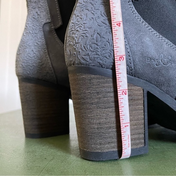 NWT Bos. & Co. DALLY Waterproof Suede Chelsea Boots in Gray Slate *Portugal* - Picture 5 of 13